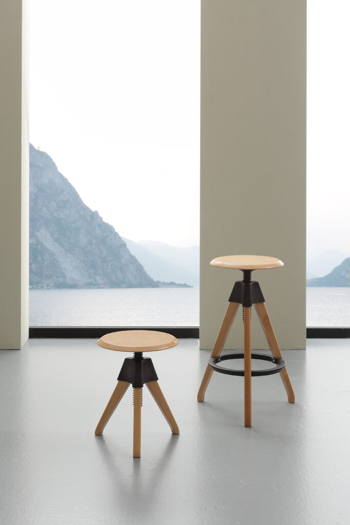 sgabello regolabile nordico- Leeds